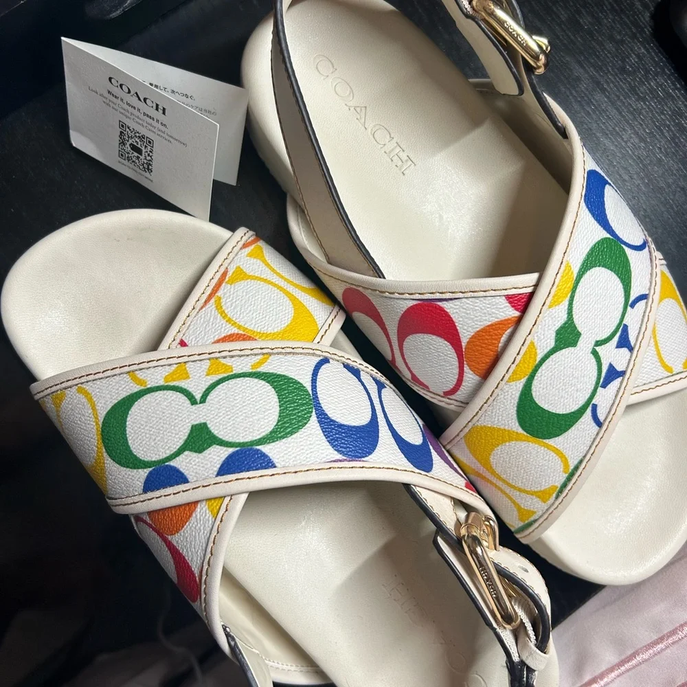 Coach Women's Sandals with Multicolor Pattern - Picture 5 of 7
